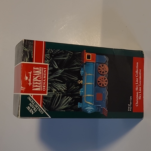 Full set of 1992 Hallmark Train ornaments - Picture 2 of 14